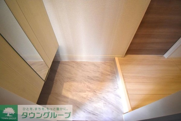 玄関(★お部屋探しは株式会社タウンハウジング東京まで★)