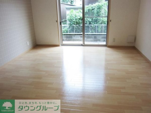 リビング・居室(★お部屋探しは株式会社タウンハウジング東京まで★)
