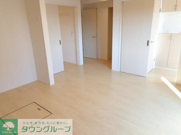 リビング・居室(★お部屋探しは株式会社タウンハウジング東京まで★)