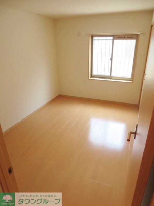 寝室(★お部屋探しは株式会社タウンハウジング東京まで★)