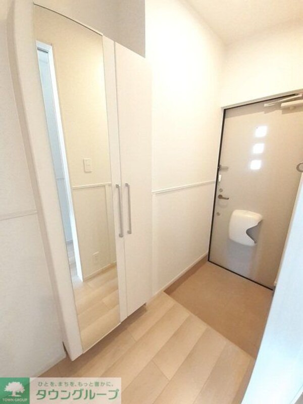 玄関(★お部屋探しは株式会社タウンハウジング東京まで★)