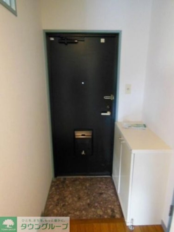 玄関(★お部屋探しは株式会社タウンハウジング東京まで★)