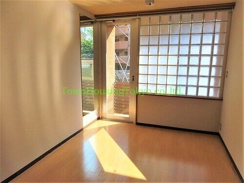 物件内観写真2　(洋室)