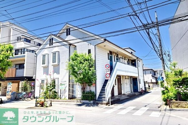エントランス(★閑静な住宅街でゆったりした生活を★)