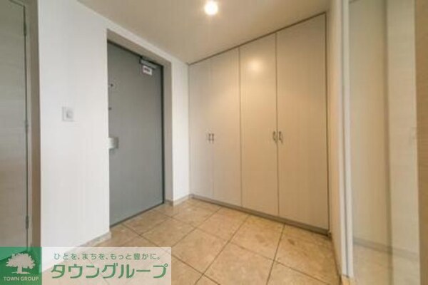 玄関(※写真は同タイプ住戸です。)