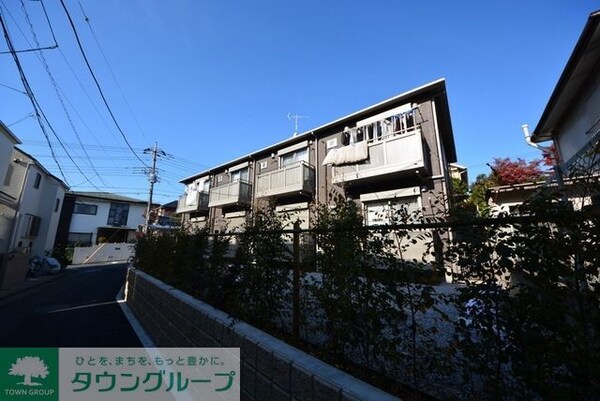 外観(★２０１３年築！駅徒歩３分★)