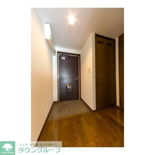 玄関(※写真は同タイプ住戸です。)