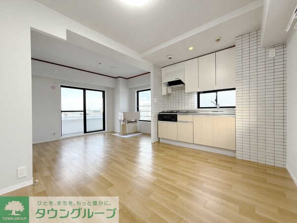 リビング・居室(タウンハウジング調布店まで♪)