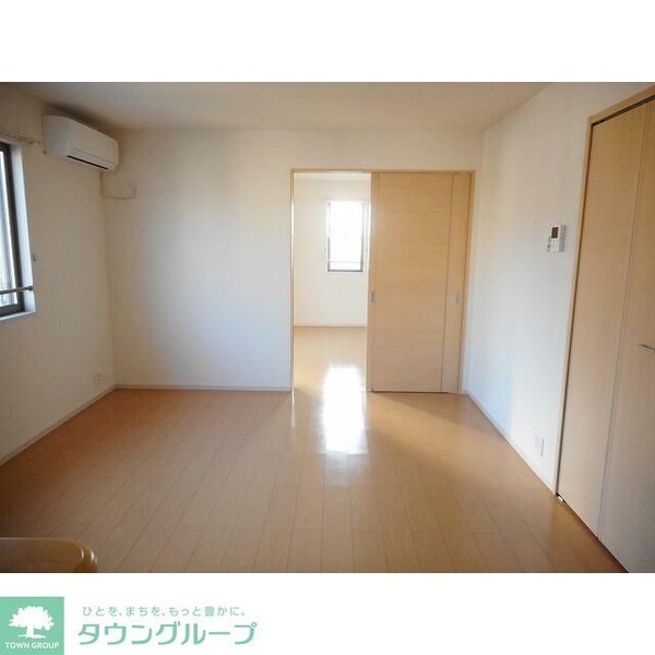 寝室(お問合せはタウンハウジングまで)