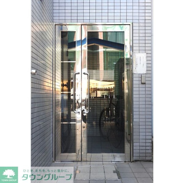 エントランス(手動ドア)