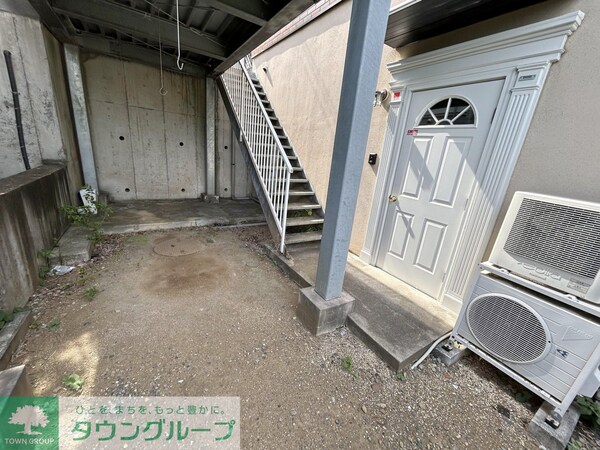 その他(駐車場下物干しスペース有)