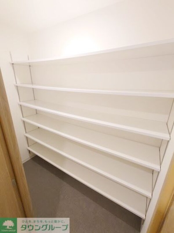 収納(別部屋参考写真)