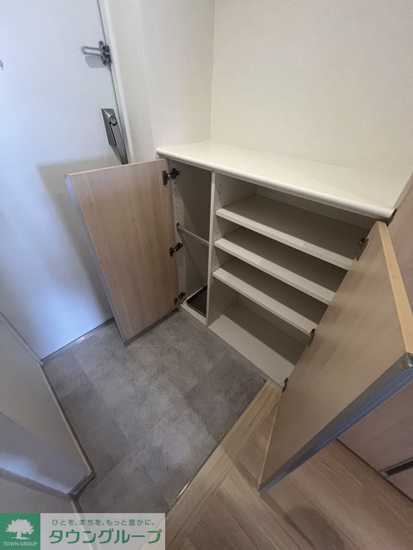 玄関(他号室参照)