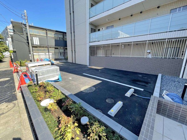 駐車場(駐車場)
