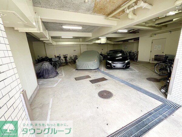 駐車場(駐車場)