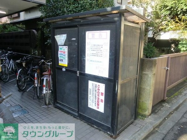 共有部分(★専用ゴミ置き場です★)