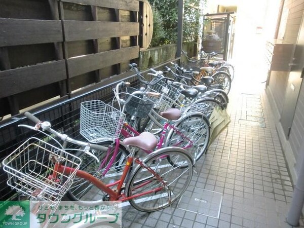 共有部分(★自転車は建物内です★)