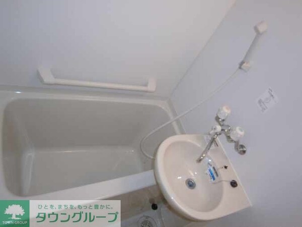 バス／シャワールーム等(こちらは同タイプのお部屋のお写真になります。)