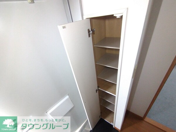 玄関(シューズボックス)