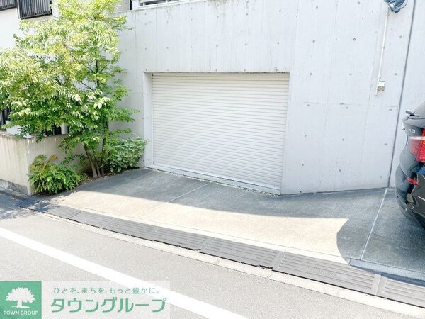 駐車場(駐車場)