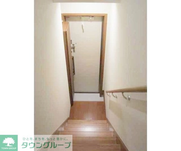 玄関(お部屋探しは株式会社　タウンハウジング　までお気軽にお問合…)