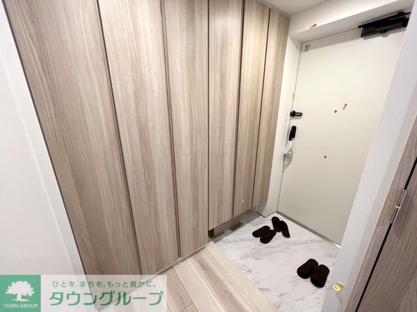 玄関(★お問い合わせはタウンハウジング東京まで★)