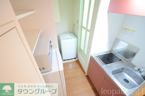 キッチン(同タイプの間取りにつき実際の物件とは異なる場合があります)