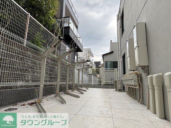 エントランス(庭)