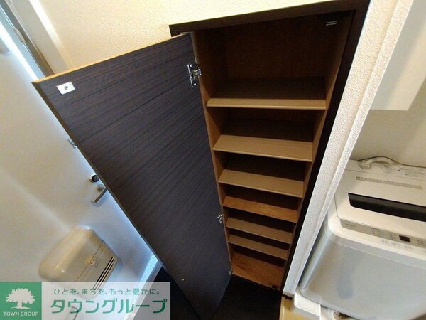 玄関(シューズボックス)
