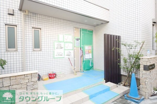 エントランス(エントランス)