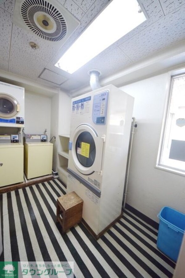 共有部分(★敷地内コインランドリー★)