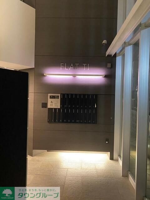 物件内観写真15　(エントランス)