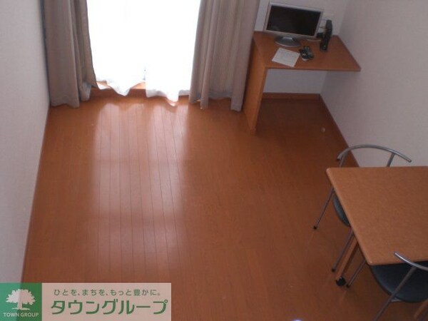 リビング・居室(仕様・設備は現況と異なる場合があります（現況優先）)