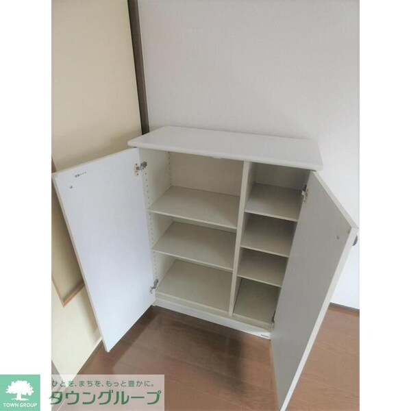 玄関(★お問い合わせはタウンハウジングまで★)