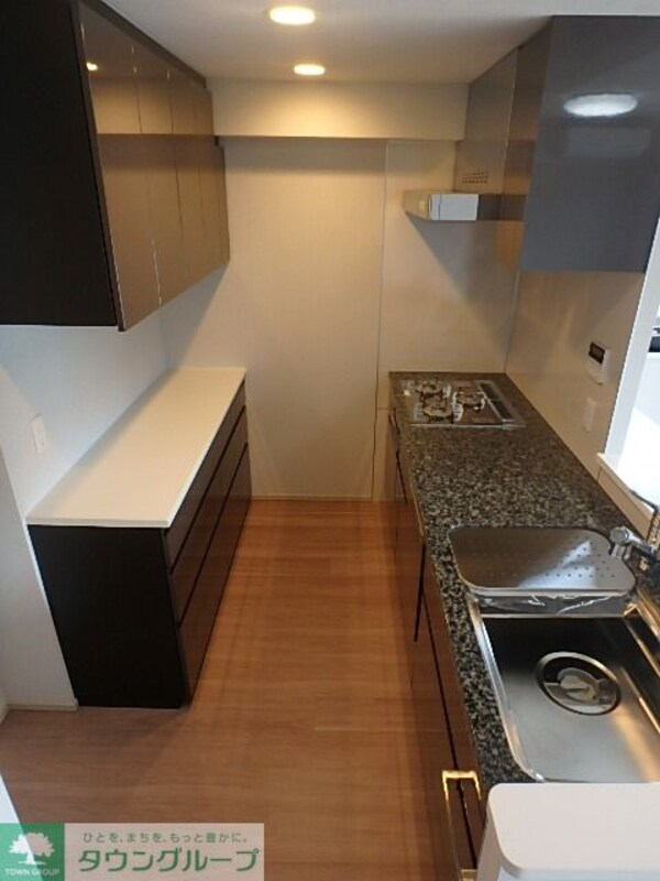 キッチン(グリル付き３口ガスコンロ)