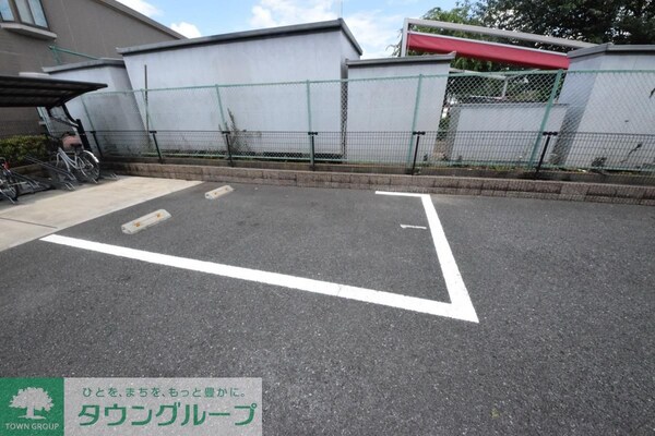 駐車場(駐車場)