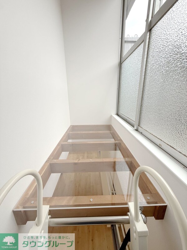 バルコニー(タウンハウジング調布店まで♪)