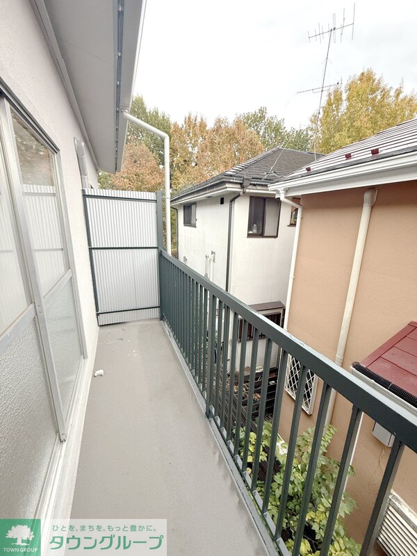 バルコニー(タウンハウジング調布店まで♪)