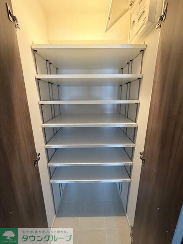 玄関(★お問い合わせはタウンハウジングまで★)
