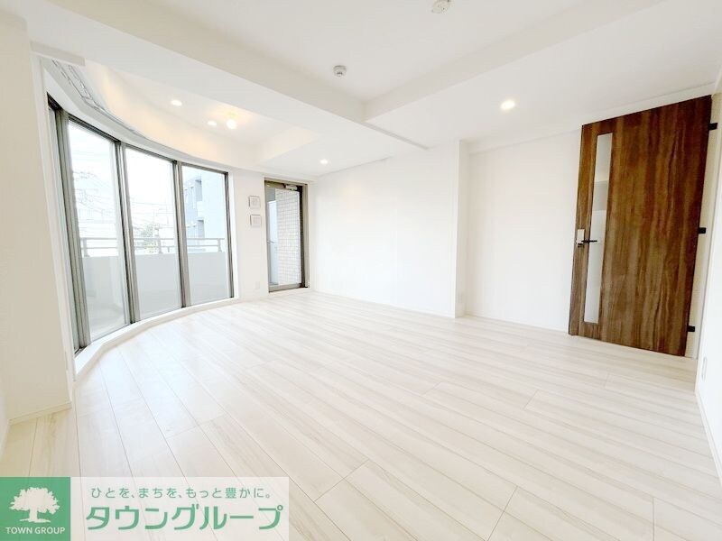 物件内観写真18　(リビング/居室)