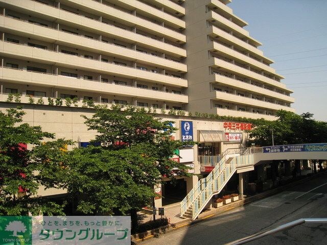 ザ・スクエア聖蹟桜ヶ丘店