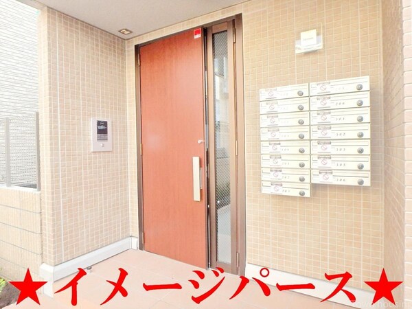 エントランス(★お部屋探しは株式会社タウンハウジング東京まで★)