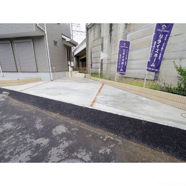 駐車場(★タウンハウジングまでお気軽にお問い合わせください★)