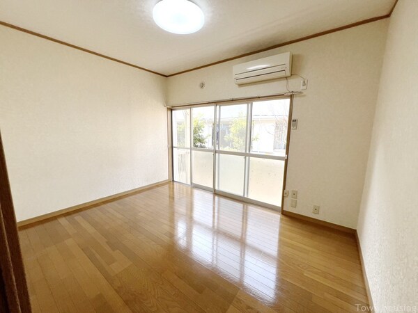 リビング・居室(★お部屋探しはタウンハウジング高幡不動店まで★)