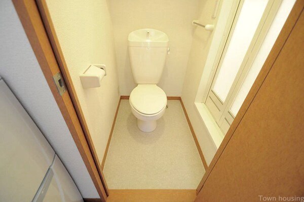 トイレ(仕様・設備は現況と異なる場合有。現況優先)