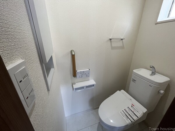 トイレ(★お部屋探しはタウンハウジングまで★)