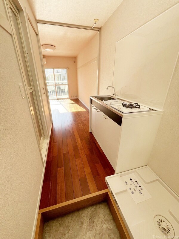 玄関(★お部屋探しは株式会社タウンハウジング東京まで★)