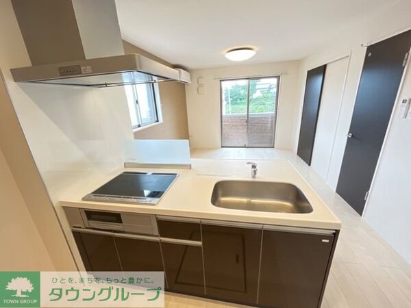 キッチン(★お部屋探しは株式会社タウンハウジング東京まで★)