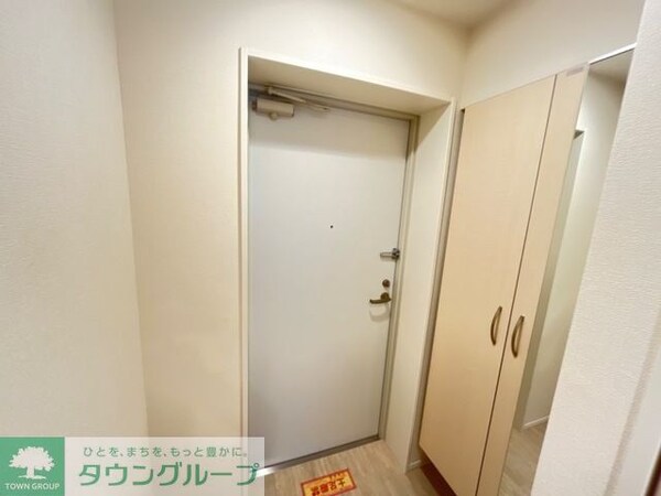 玄関(★お部屋探しは株式会社タウンハウジング東京まで★)