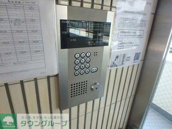 エントランス(★お部屋探しは株式会社タウンハウジング東京まで★)